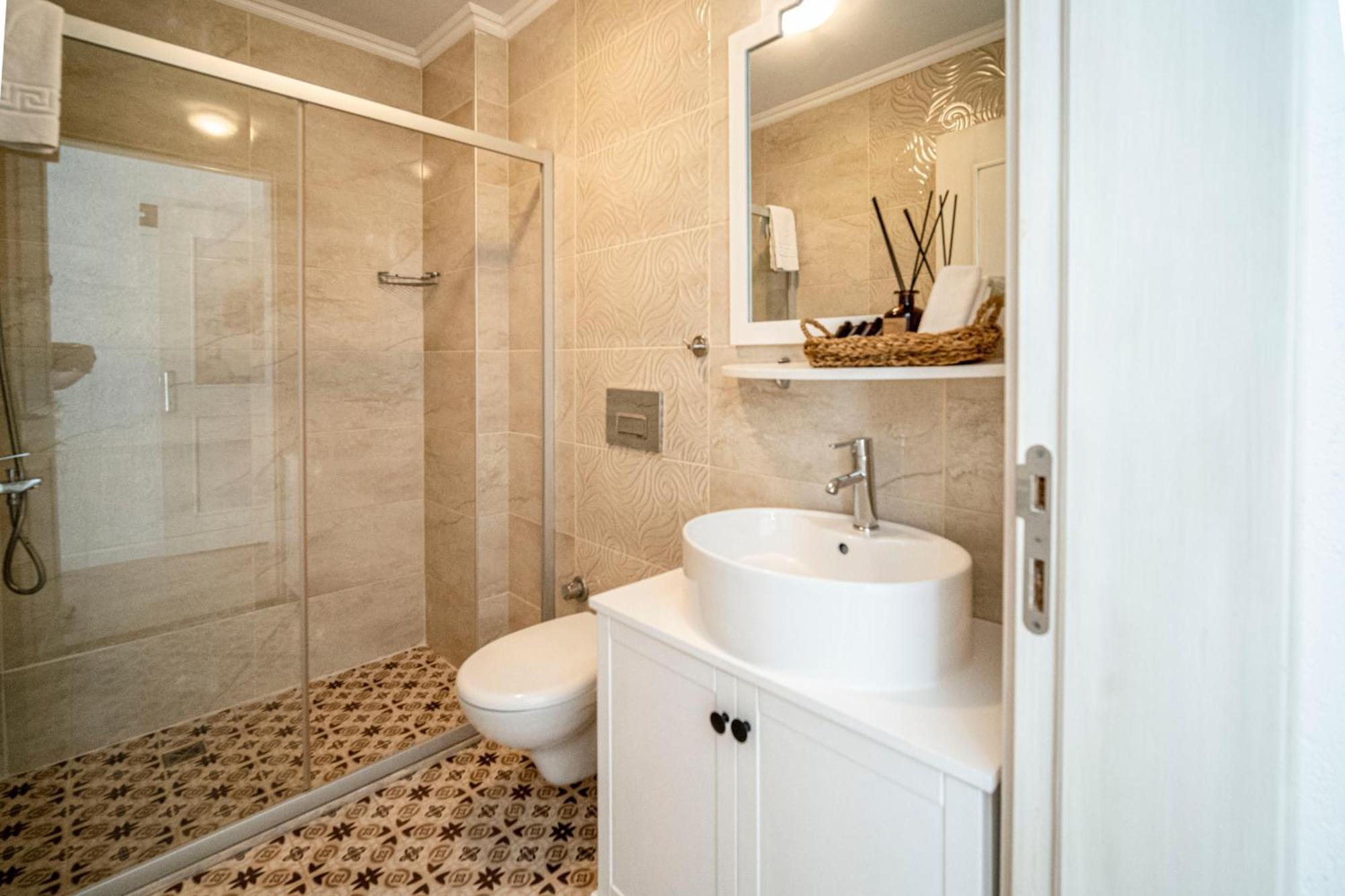 Sandal - Adult Only 2* Alacati