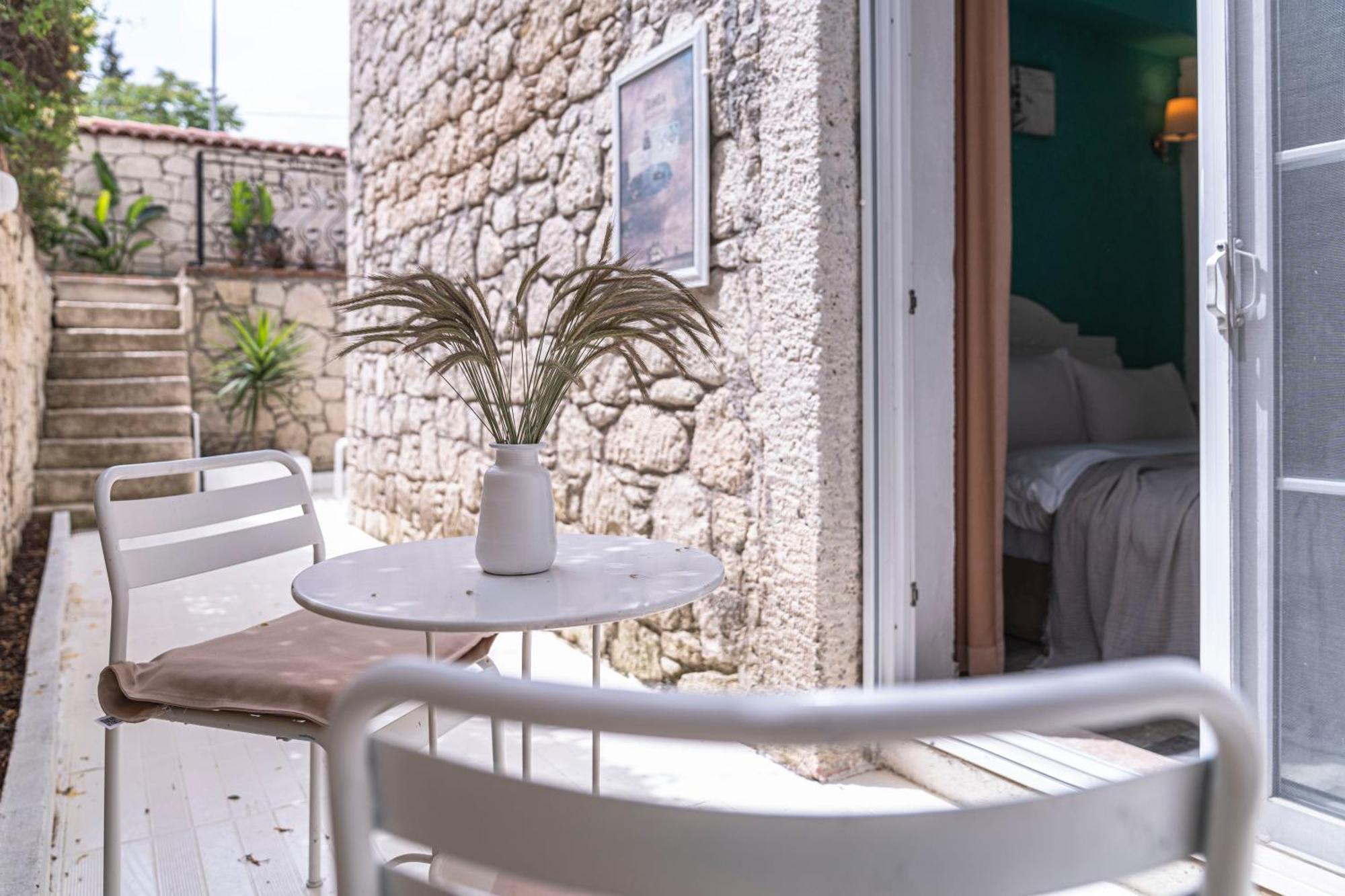 Sandal - Adult Only Hotel Alaçatı